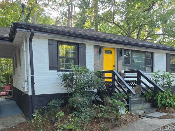 2873 Gresham Road , Atlanta, GA 30316