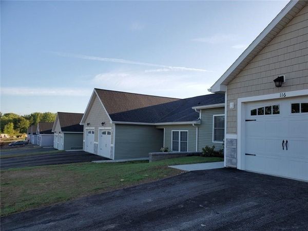 170 Heartwood Ln , Bloomfield, NY 14469