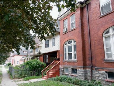 120 N Pearl Street , Unit Lower, Buffalo, NY 14202