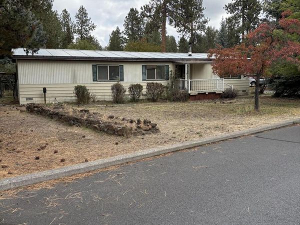 60916 Ashford Drive, Bend, OR 97702