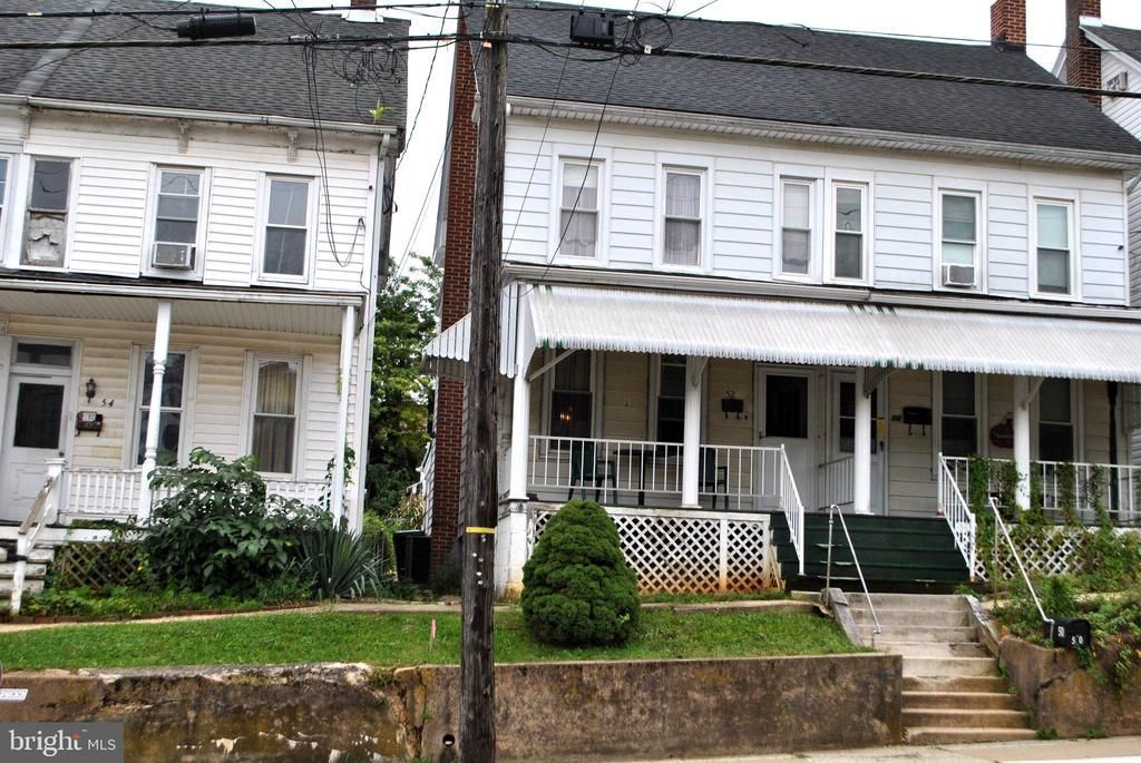 52 E HIGH STREET , RED LION, PA 17356