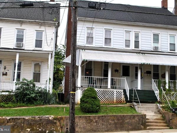 52 E HIGH STREET , RED LION, PA 17356