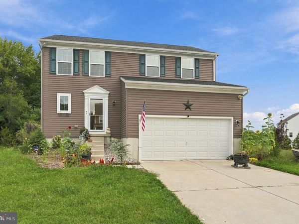3 LAKE CIRCLE CIRCLE, CARNEYS POINT, NJ 08069