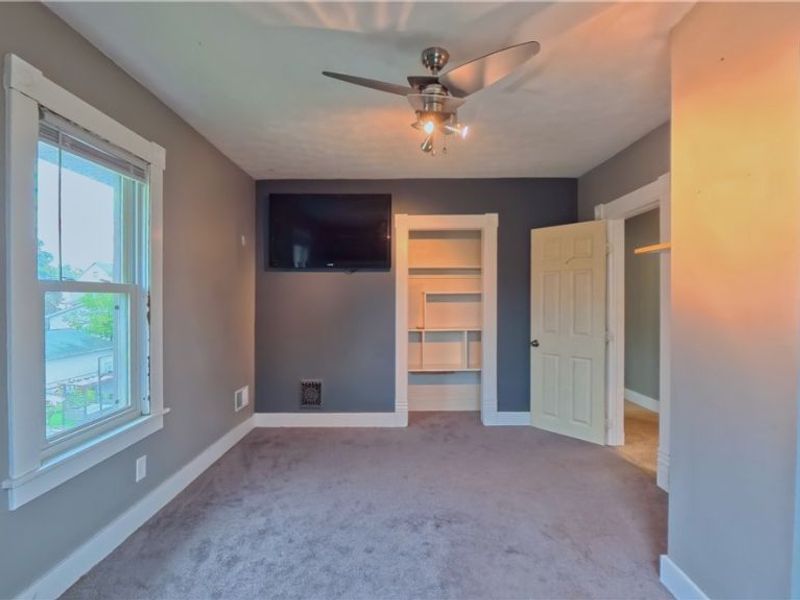 326 E Wilson Avenue, Girard, OH 44420 Photo 13