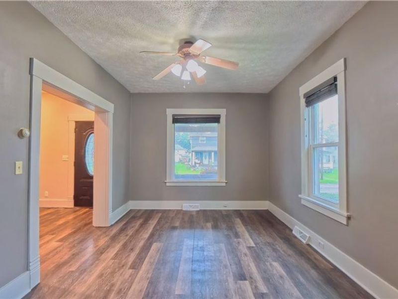 326 E Wilson Avenue, Girard, OH 44420 Photo 7