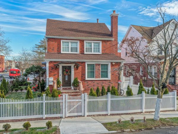 116-01 221 , Cambria Heights, NY 11411