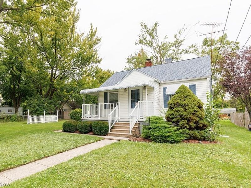 114 Sheriff Street, Elyria, OH 44035 Photo 2