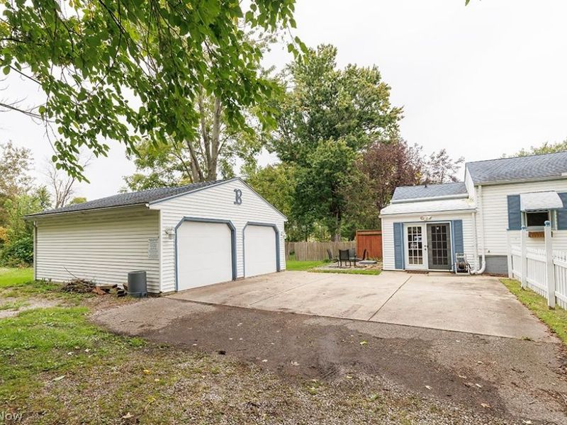 114 Sheriff Street, Elyria, OH 44035 Photo 3