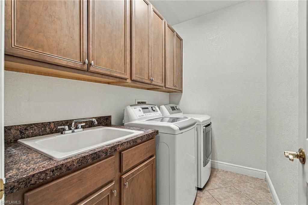 8435 Sedonia Cir, Estero, FL 33967 Photo
