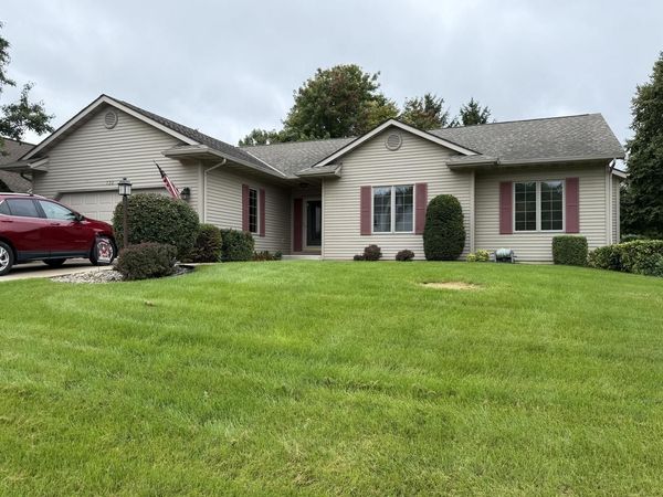 732 Sunnyview DRIVE, Mount Pleasant, WI 53406