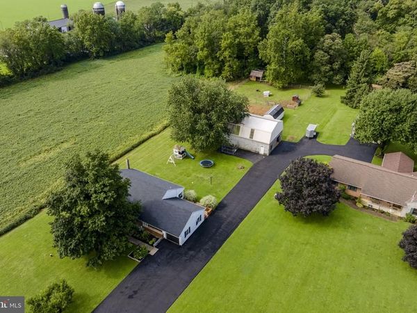 162 BRIDGEVILLE ROAD , EAST EARL, PA 17519