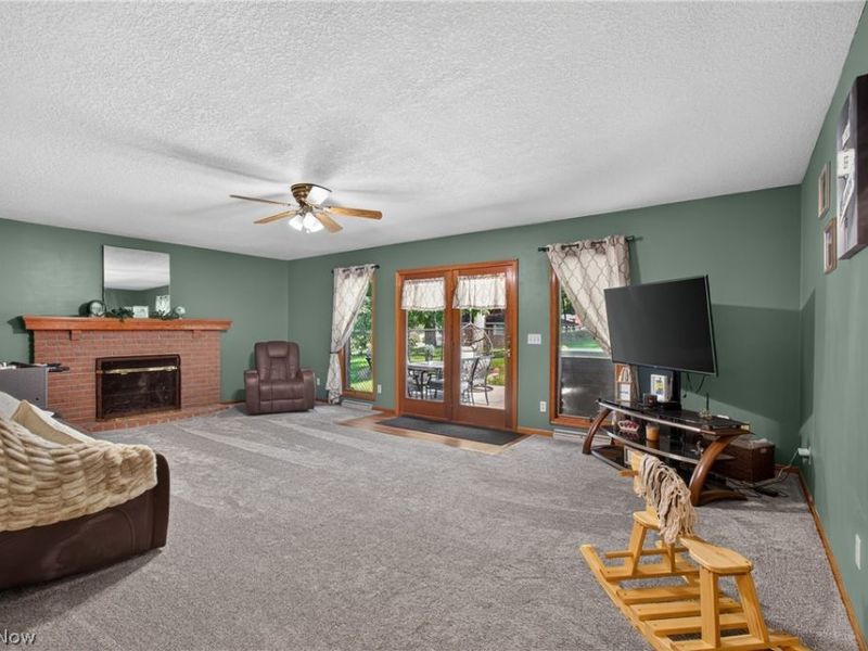 176 Jessica Drive , Dover, OH 44622 Photo 14