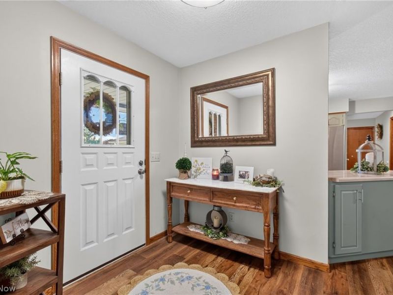 176 Jessica Drive, Dover, OH 44622 Photo 7