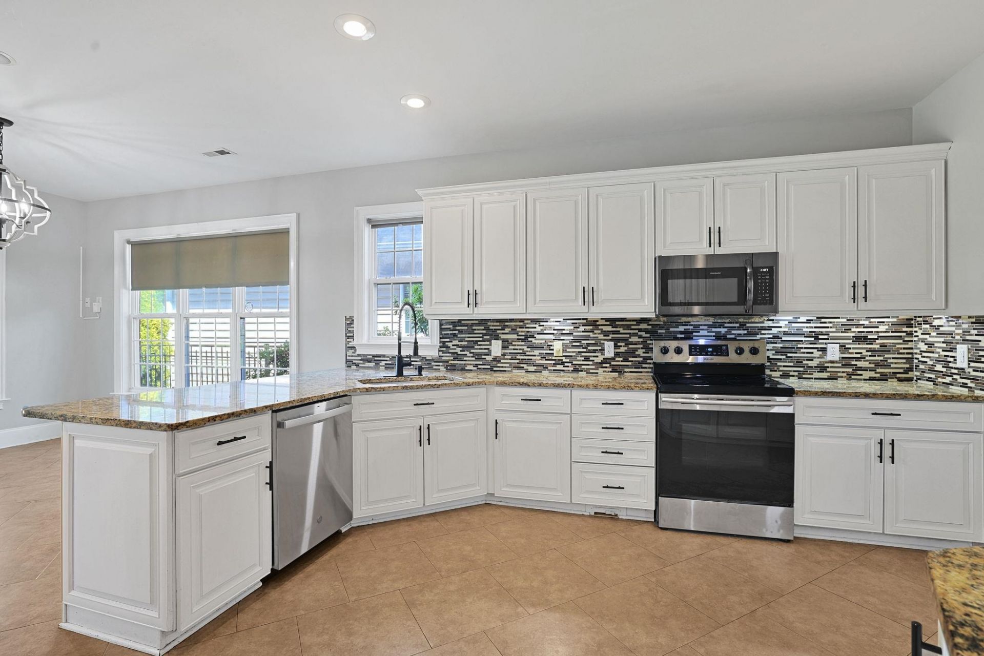 4730 Harvest Dr. Photo 12