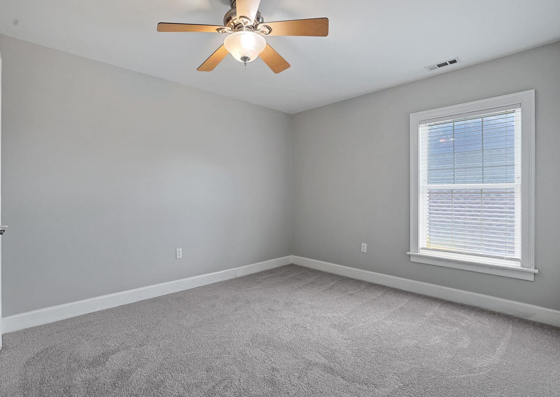 4730 Harvest Dr. Photo 32
