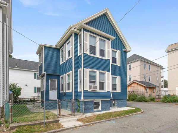6 Coffin Avenue Ct, New Bedford, MA 02746