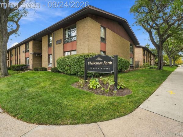 1565 Cherboneau Place, Unit 50, Detroit, Mi 48207