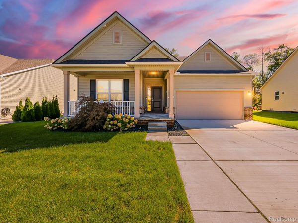 171 Coppice Way, White Lake Township, Mi 48386