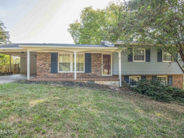 7608 Sabre Drive, Knoxville, TN 37919
