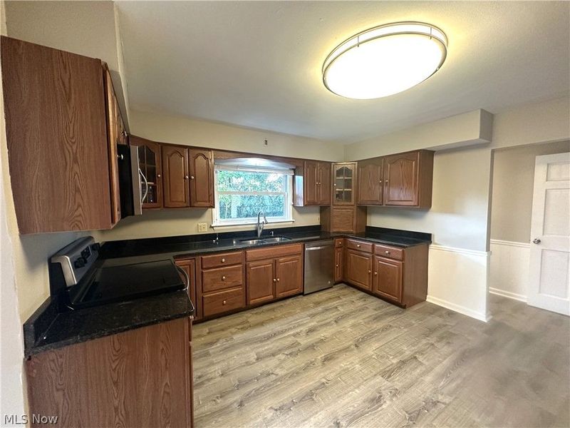 1598 Kingsley Avenue, Akron, OH 44313 Photo 6