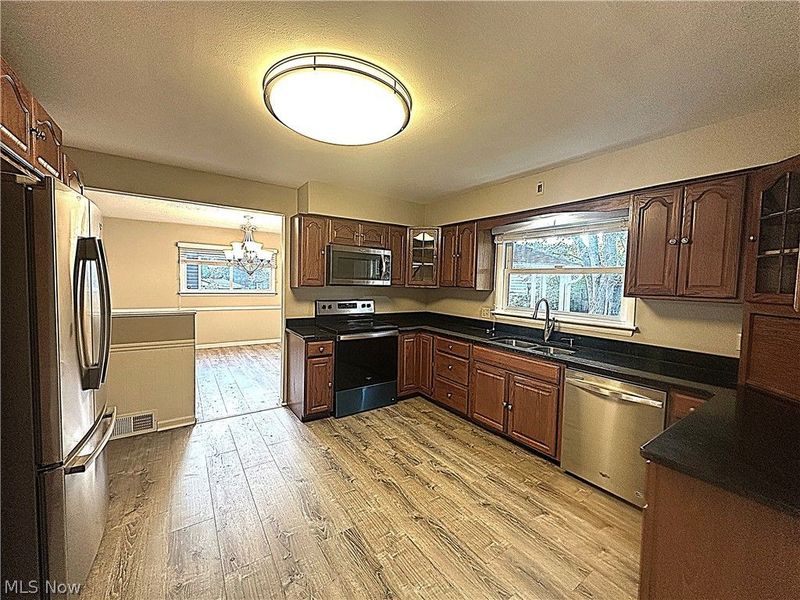1598 Kingsley Avenue, Akron, OH 44313 Photo 8