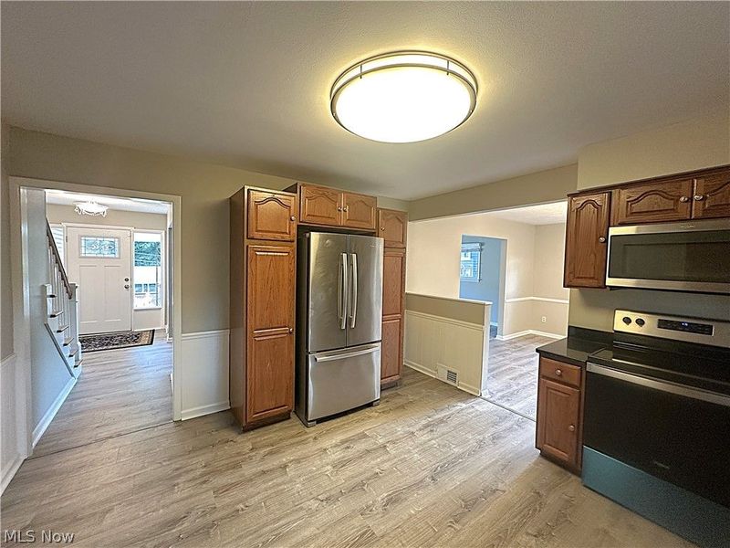 1598 Kingsley Avenue, Akron, OH 44313 Photo 9
