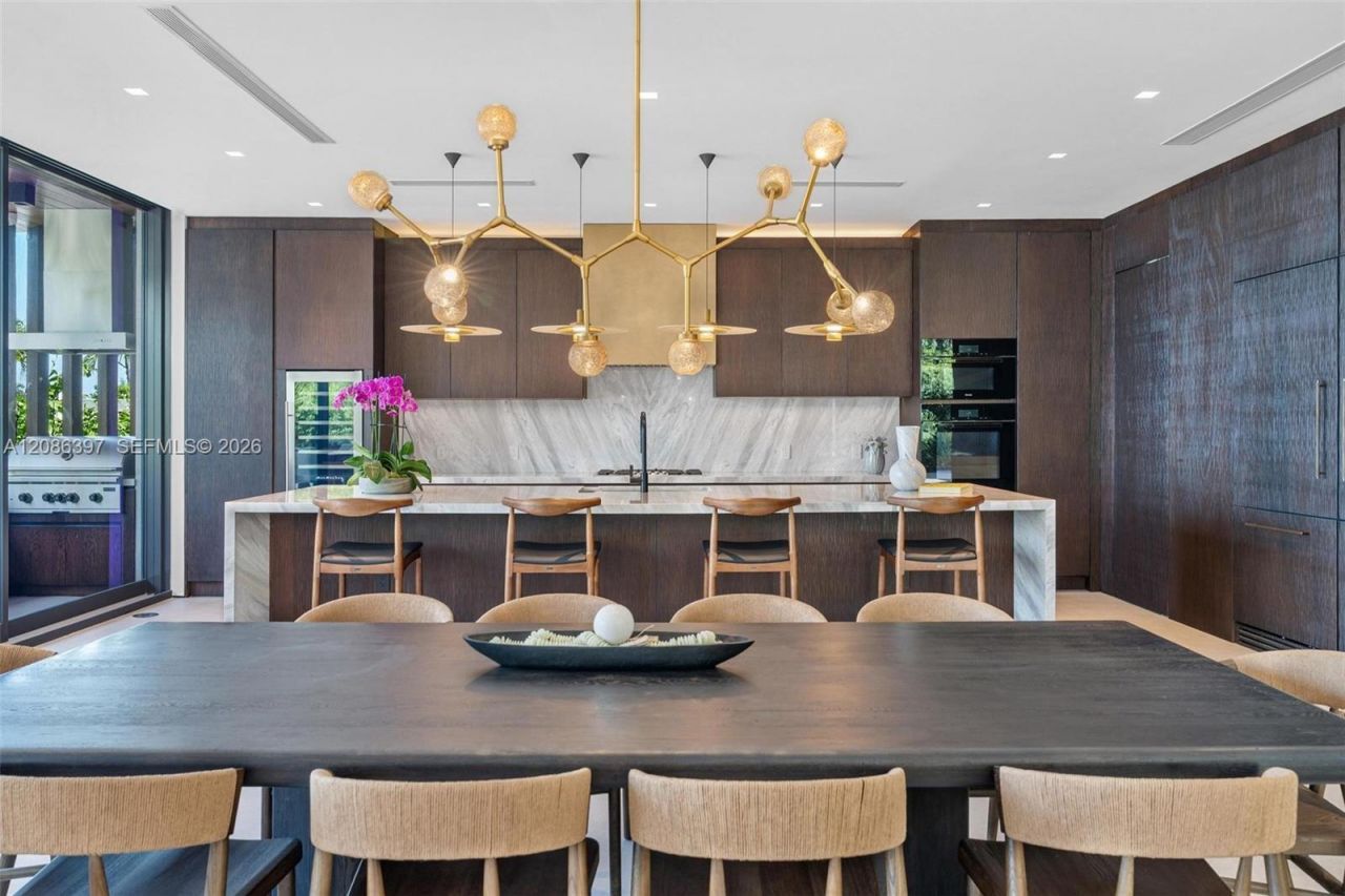 857 N Shore Dr , Miami Beach, FL 33141 Photo