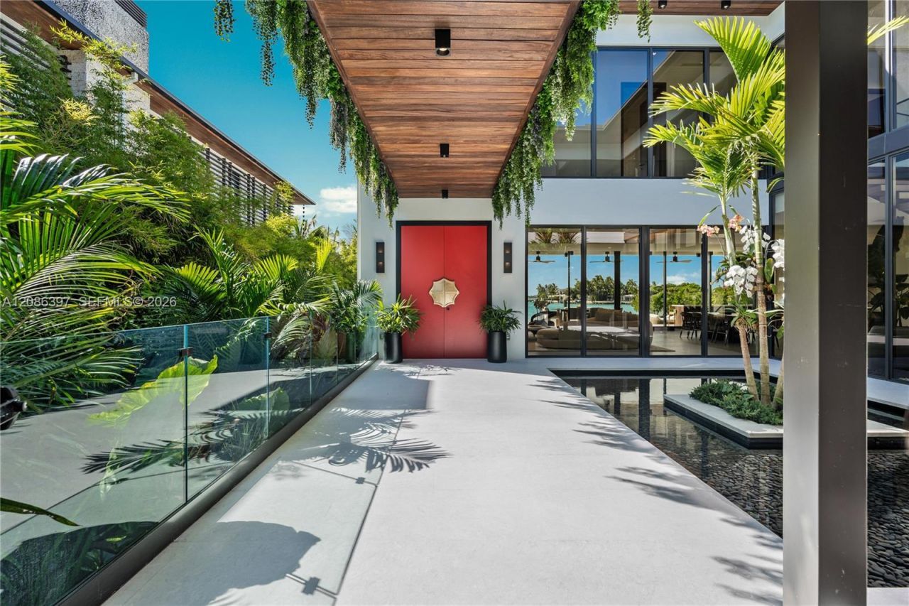 857 N Shore Dr , Miami Beach, FL 33141 Photo