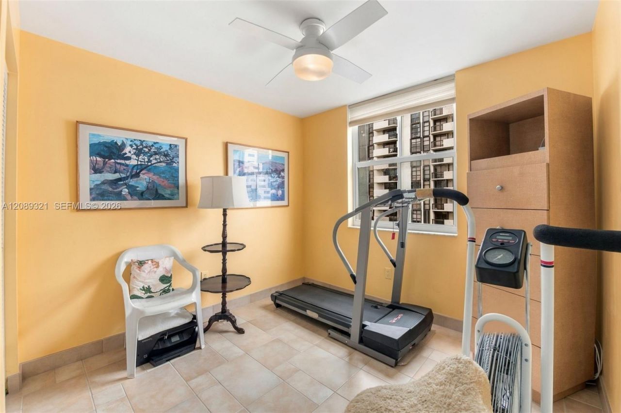 610 Valencia Ave, Unit 502, Coral Gables, FL 33134 Photo