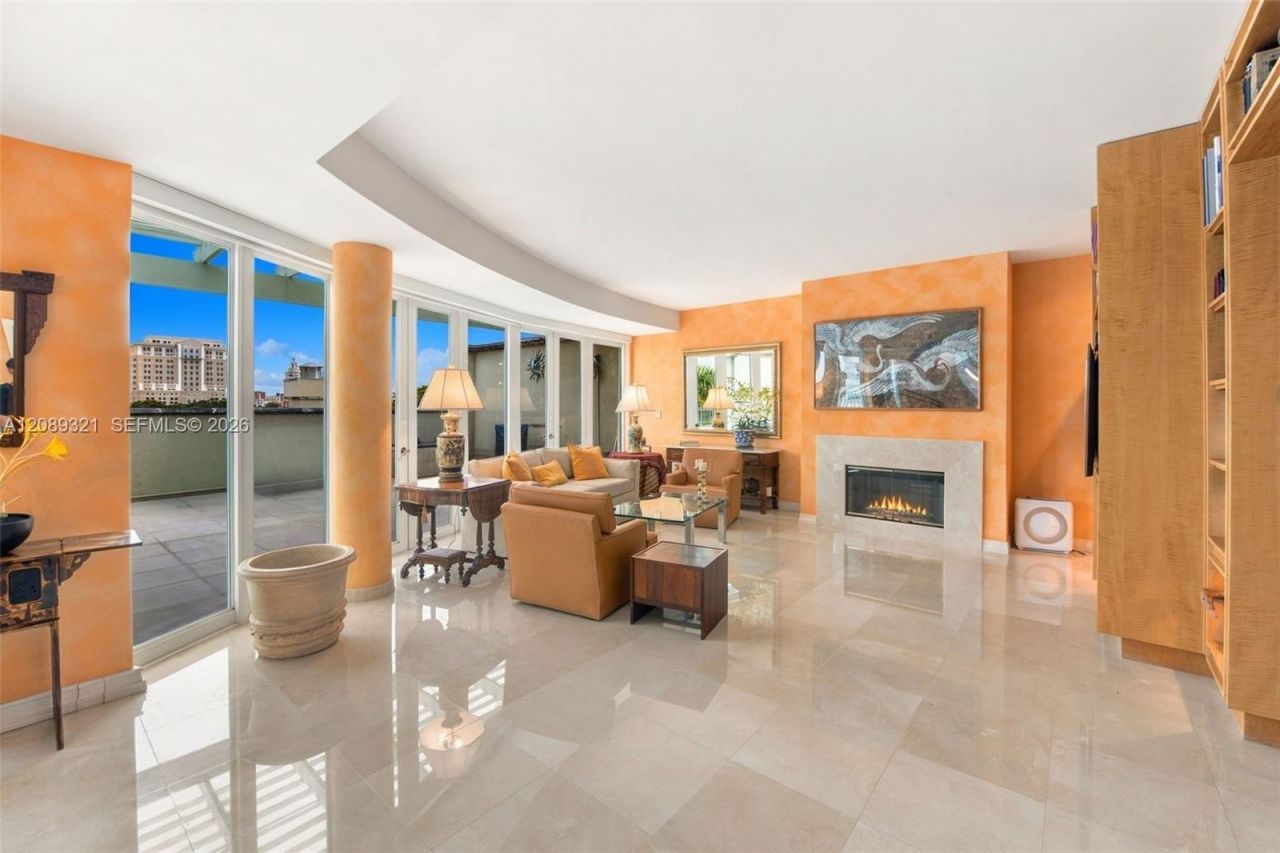 610 Valencia Ave, Unit 502, Coral Gables, FL 33134 Photo