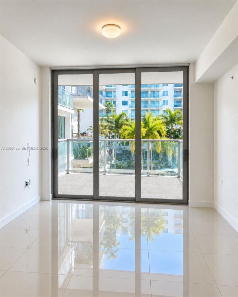 7825 NW 107th Ave, Unit 307, Doral, FL 33178 Photo