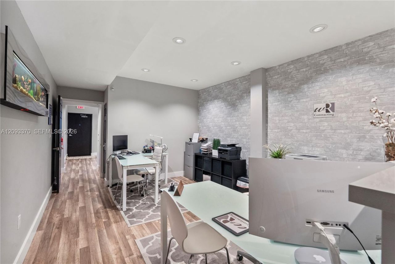 1767 W 37th St, Unit 10, Hialeah, FL 33012 Photo