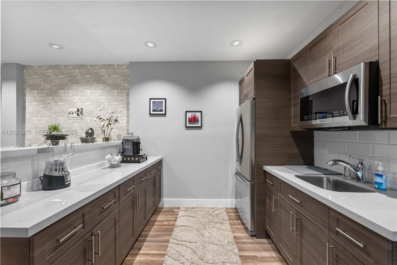 1767 W 37th St, Unit 10, Hialeah, FL 33012 Photo