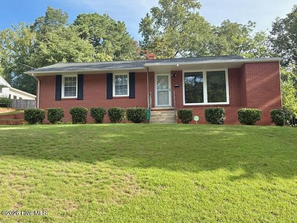 1916 Rogers Drive , Fayetteville, NC 28303
