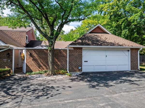 3 Chelsea On Auburn , Rolling Meadows, IL 60008