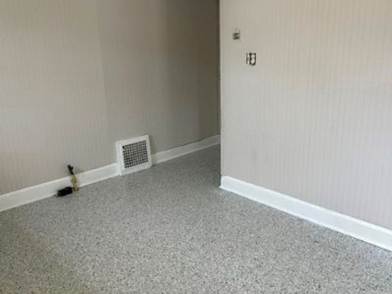 881 Ruth Place NE, Massillon, OH 44646 Photo 10