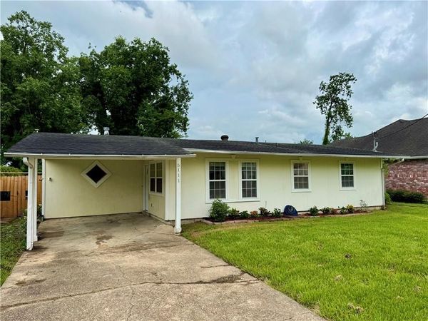 5111 PIETY Drive , New Orleans, LA 70126