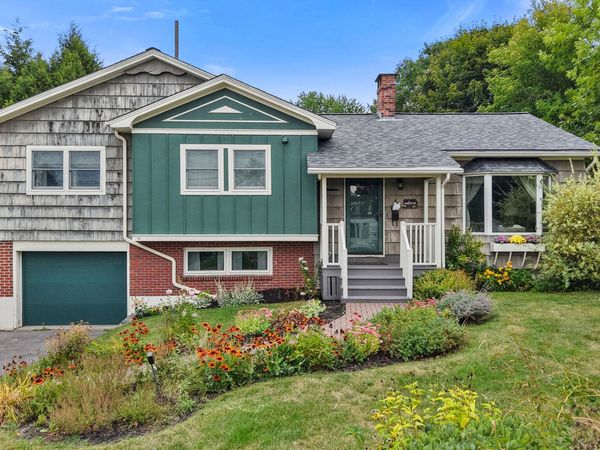 4 Park Avenue W, Brewer, ME 04412