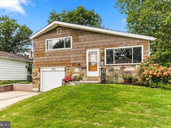 1558 SAINT JAMES PLACE , ABINGTON, PA 19001