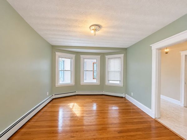 85 Boston Ave, Unit 1, Somerville, MA 02144