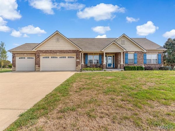4009 Autumn Oak Drive , Smithton, IL 62285