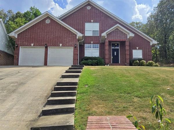 Maumelle, AR 72113