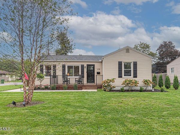 1278 Scott Street, Maumee, OH 43537