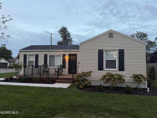 1278 Scott Street , Maumee, OH 43537