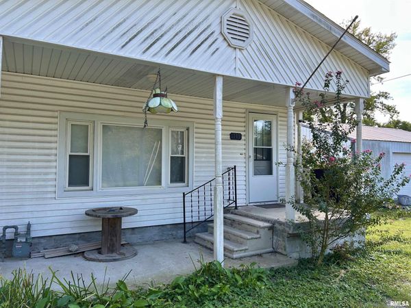 105 KENTUCKY Street, Cambria, IL 62915