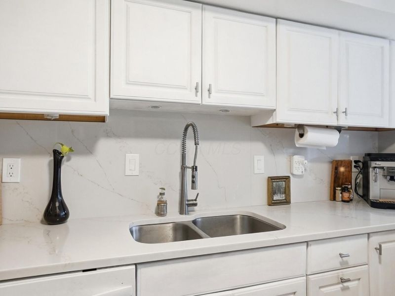 1000 Urlin Avenue , Unit 12, Grandview Heights, OH 43212 Photo 14