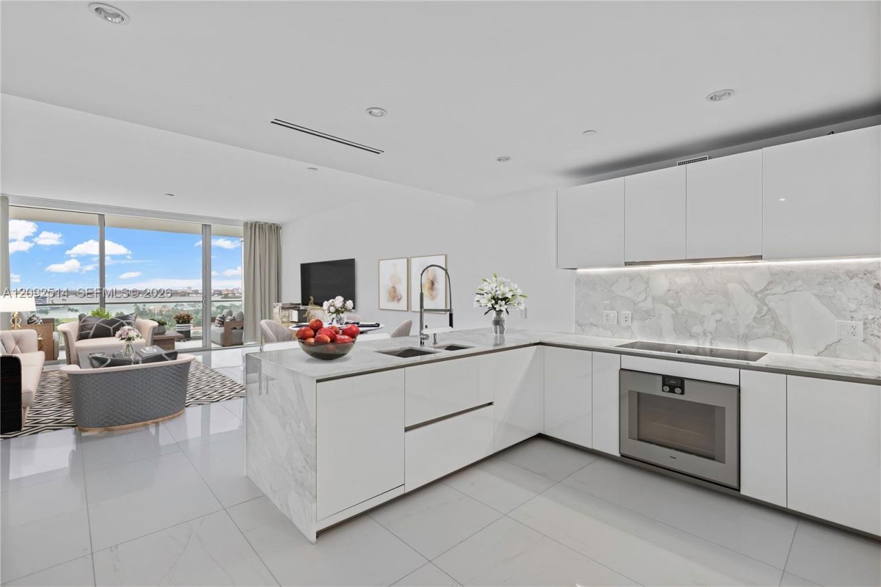 10201 Collins Ave, Unit 1104, Bal Harbour, FL 33154 Photo