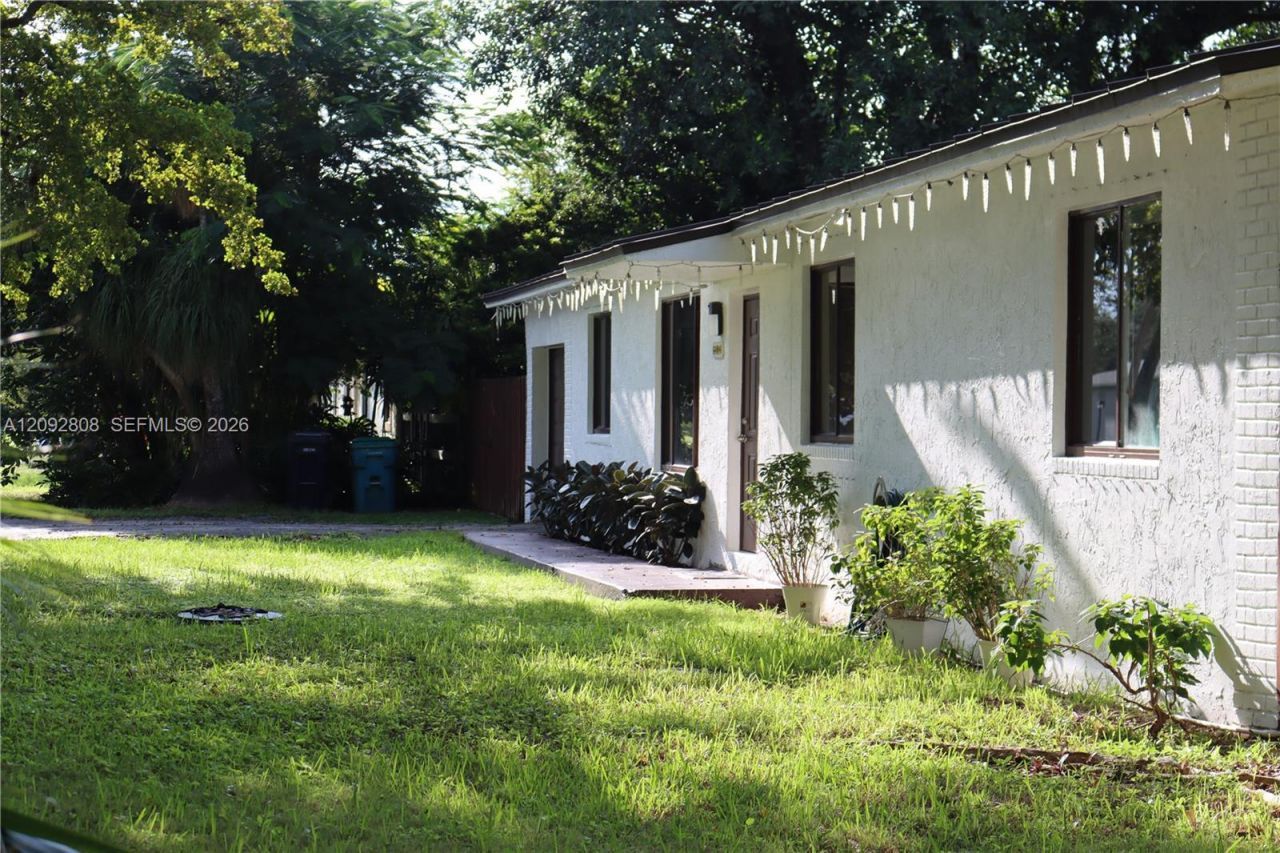 16401 SW 293rd St , Homestead, FL 33033 Photo