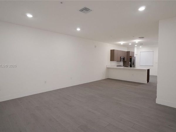 10270 NW 66th St , Unit 104, Doral, FL 33178