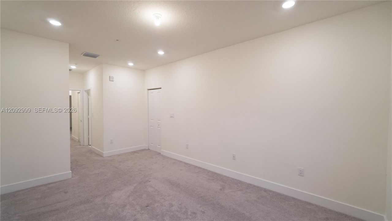 10270 NW 66th St , Unit 104, Doral, FL 33178 Photo